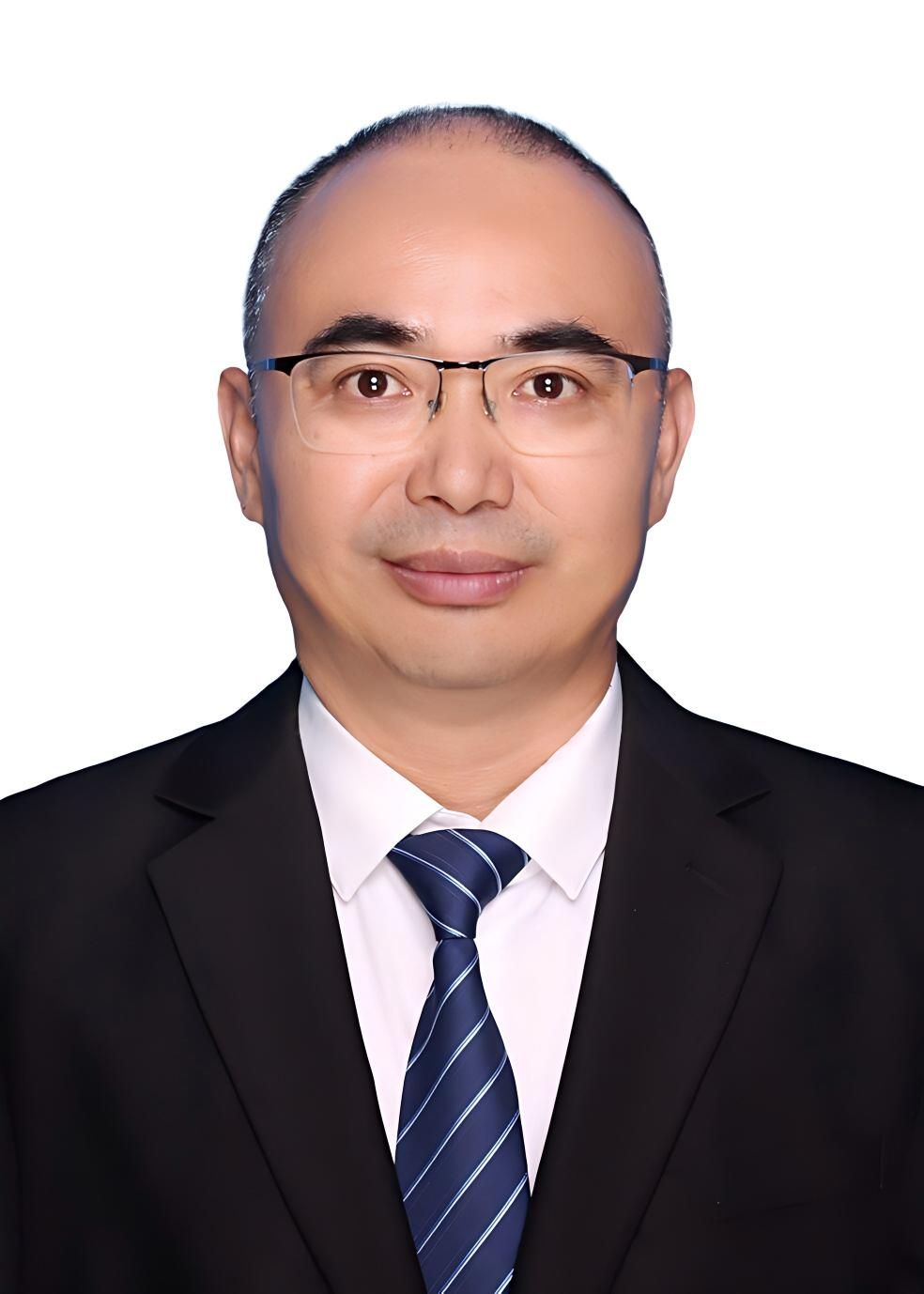 魏育明